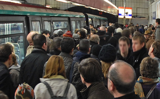 Où se placer sur un quai pour avoir une place dans le métro ?