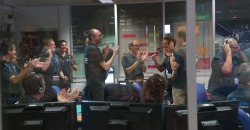 Philae : sauts de joie ! Philae : sauts de joie !