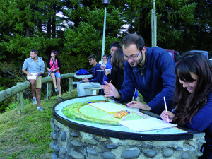 Former des écologues géomaticiens Former des écologues géomaticiens